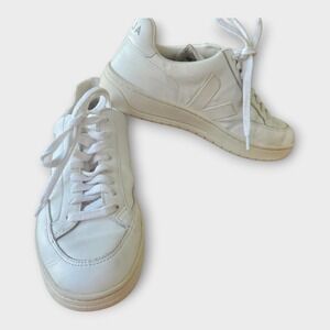Veja V-12 Leather Low Top Sneakers Extra White Womens Size 7 EUR 38  Brazil
